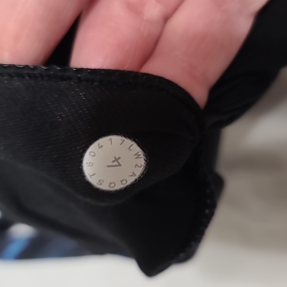 Lululemon energy sports bra size 4 special edition pattern - Picture 4 of 4